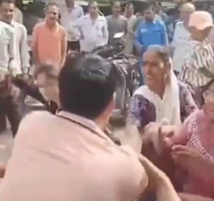 Angry Mob Beat Up Pilot And Her Husband For Abusing A 10-year-old housekeeper