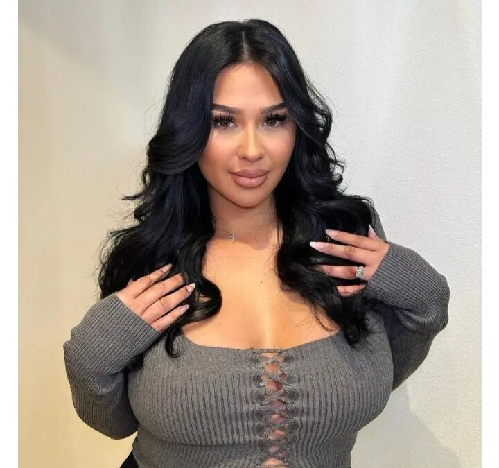 Influencer killed in front of daughter by husband in murder-suicide