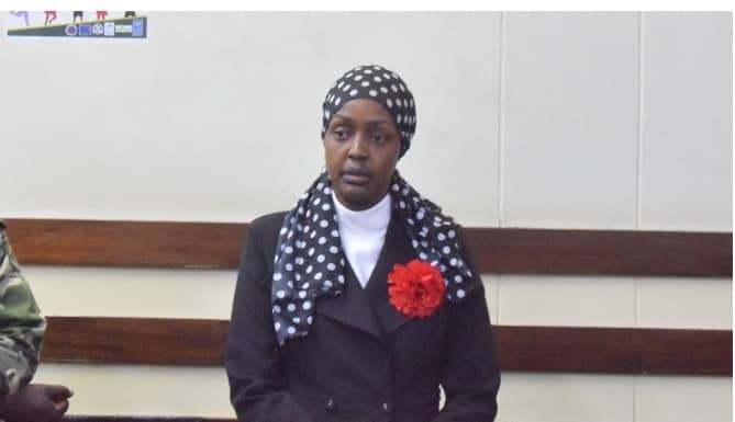 Side Chic Tries To Run Over Boyfriend’s Wife With Car